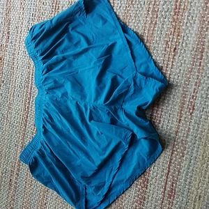 Oiselle lightweight shorts, size 6